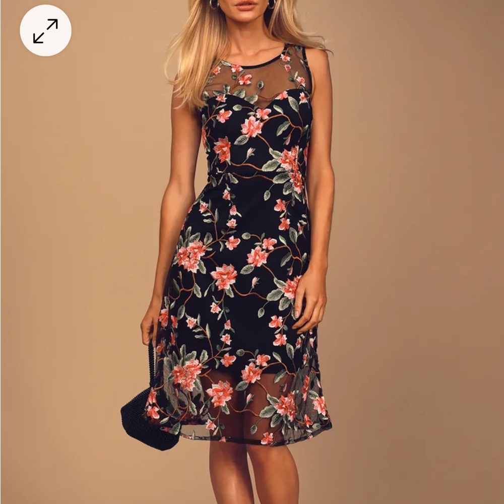 Lulu’s Headliner Black Embroidered Sleeveless Midi Dress - Size Small
